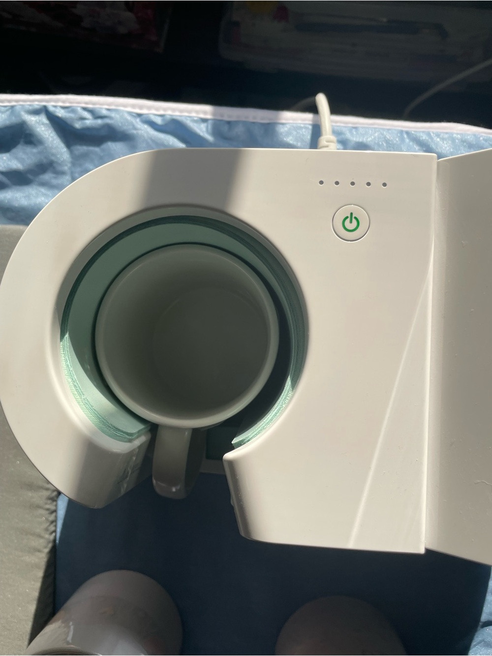 Cricut Mug Press in Gloss White with Mint Interior Accent - Picture 5 of 6